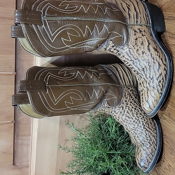 Tony Lama Shoes - Vintage Tony Lama Wildebeast & Cape Buffalo Leather Cowgirl Boots 6